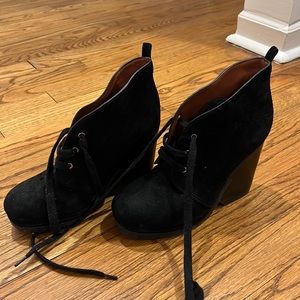 Marc Jacobs booties size 38, barely worn